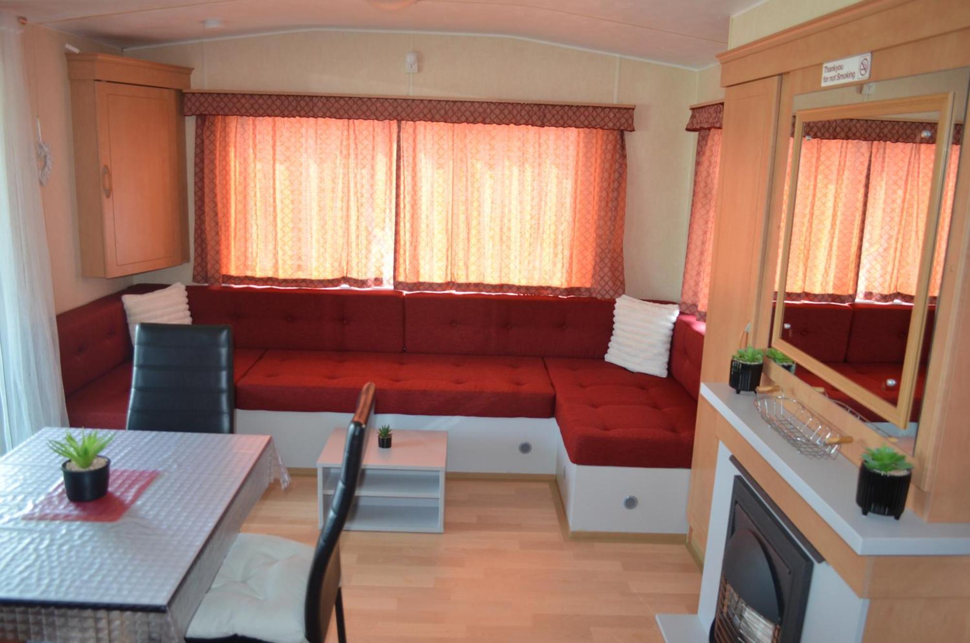 Hotel Mobilheim 16 A 17 - Vyrovicka Prehrada Vyr à Vyrovice Extérieur photo